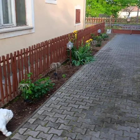 Cserke Gyoengye * Cserkeszolo