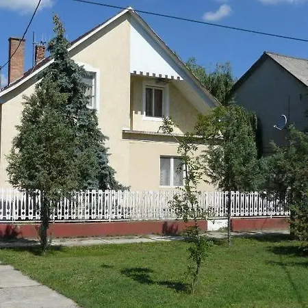 Cserke Gyöngye